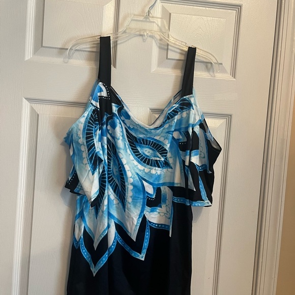 Women's Plus Size Colorblock Cold Shoulder Summer Trendy Blouse Top 16W -18W - Picture 4 of 7